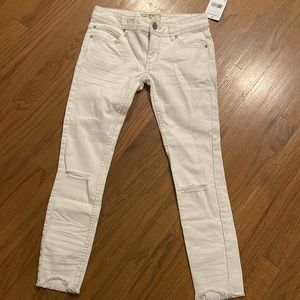 Off white jeans 25 |  Free People distressed jeans 25 | NWT
